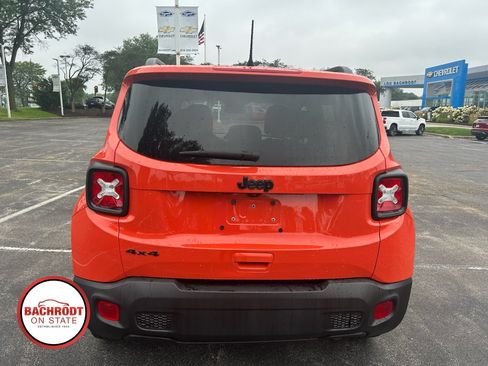 Used 2019 Jeep Renegade Sport AWD/4WD image 6