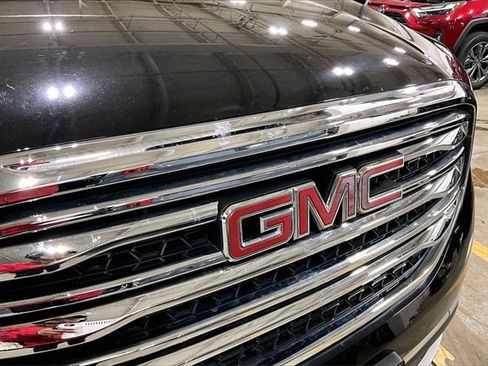 Used 2019 GMC Acadia SLE image 29