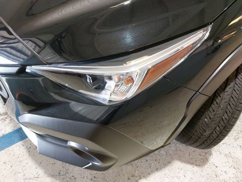 Used 2025 Subaru Crosstrek 2.0i Premium AWD/4WD image 33