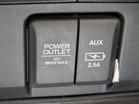 Used 2022 Honda Pilot Touring image 28