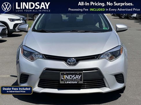 Used 2015 Toyota Corolla LE FWD image 3
