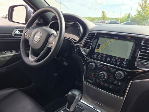 Used 2020 Jeep Grand Cherokee Limited image 7