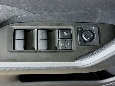 Used 2025 Toyota RAV4 LE image 15