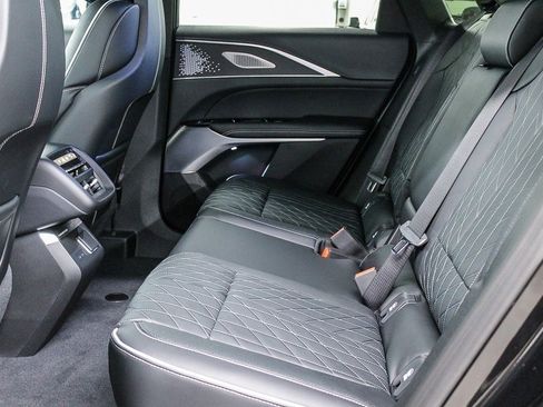 New 2026 Cadillac Lyriq V image 21