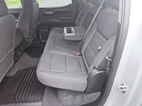 Used 2024 GMC Sierra 1500 Elevation image 27