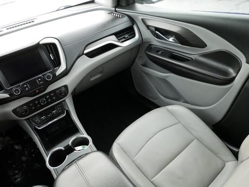 Used 2020 GMC Terrain SLT image 11