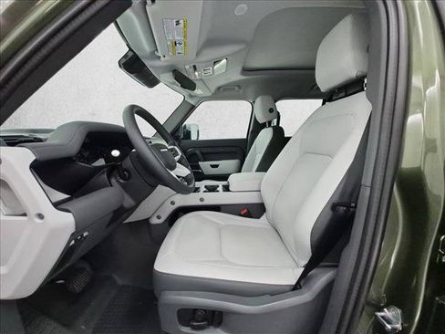 Certified 2026 Land Rover Defender 110 S AWD/4WD image 17
