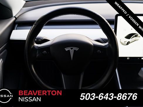 Used 2018 Tesla Model 3 Long Range image 12