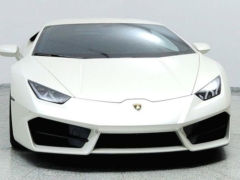 Used 2018 Lamborghini Huracan LP 580-2 image 8