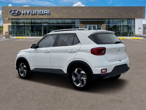 New 2026 Hyundai Venue SEL image 4