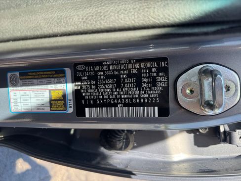 Used 2020 Kia Sorento LX FWD image 26