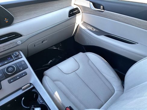 Used 2022 Hyundai Palisade SEL w/ 8P Bench Seat Package FWD image 18