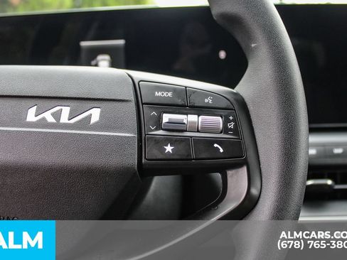 Used 2025 Kia K4 FWD image 27