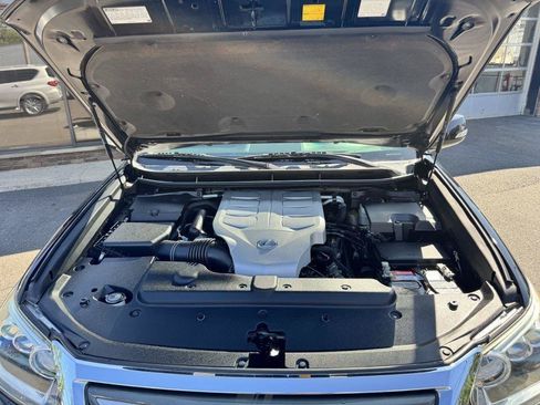 Used 2016 Lexus GX 460 w/ Premium Package AWD/4WD image 32