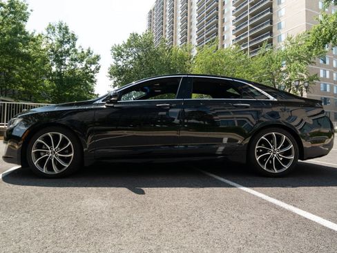 Used 2019 Lincoln MKZ Reserve w/ Reserve Plus Package AWD/4WD image 7