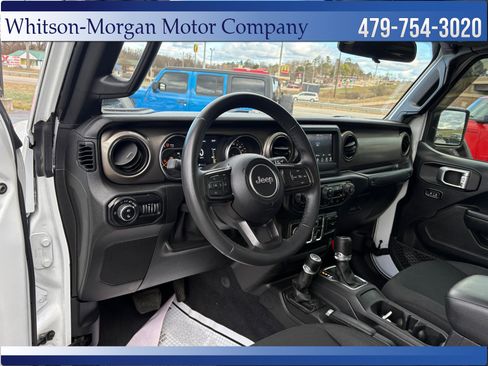 Used 2020 Jeep Gladiator Sport w/ Quick Order Package 24S image 13