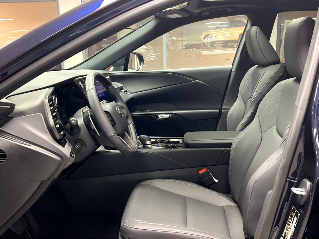 New 2026 Lexus RX 350h AWD/4WD image 9