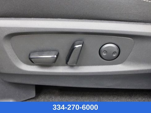 New 2026 Nissan Pathfinder SV image 16