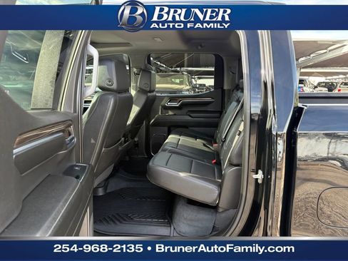 Used 2024 Chevrolet Silverado 1500 LT Trail Boss w/ Convenience Package II image 13