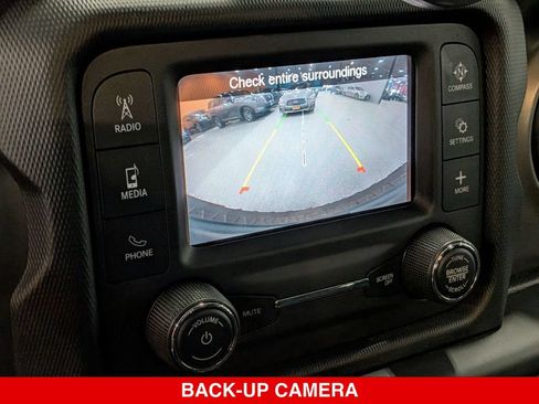 Used 2020 Jeep Wrangler Unlimited Sport AWD/4WD image 23