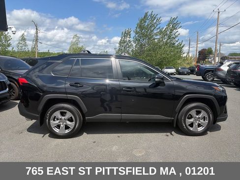 Used 2025 Toyota RAV4 XLE w/ Convenience Package AWD/4WD image 9