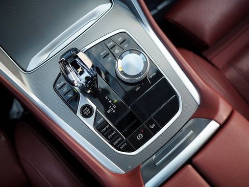 Used 2021 BMW X6 xDrive40i w/ M Sport Package image 34