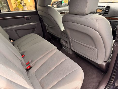 Used 2011 Hyundai Santa Fe GLS FWD image 19