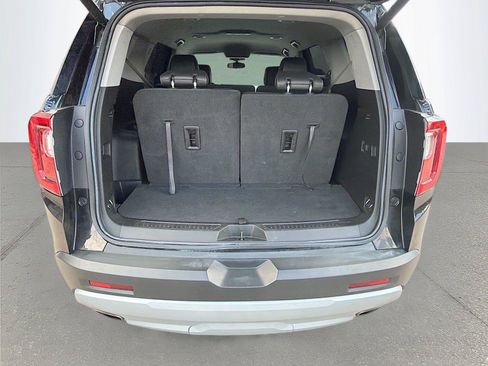 Used 2023 GMC Acadia SLT AWD/4WD image 13