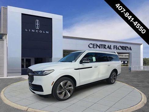 New 2026 Lincoln Navigator L Black Label AWD/4WD image 8