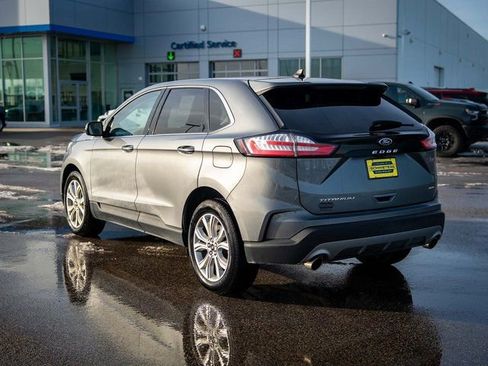 Used 2023 Ford Edge Titanium image 9