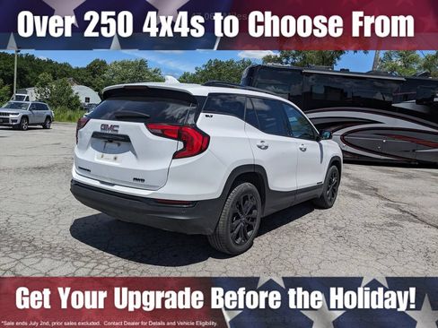 Used 2021 GMC Terrain SLT w/ Elevation Edition AWD/4WD image 10