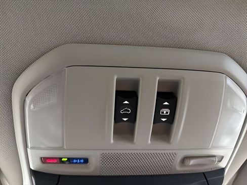 Used 2026 Subaru Ascent Touring w/ Popular Package #2 image 42