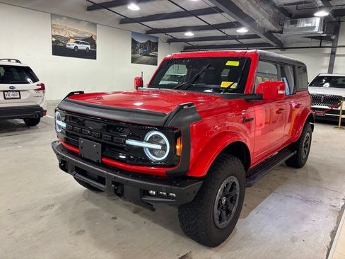Used 2022 Ford Bronco Outer Banks AWD/4WD image 3
