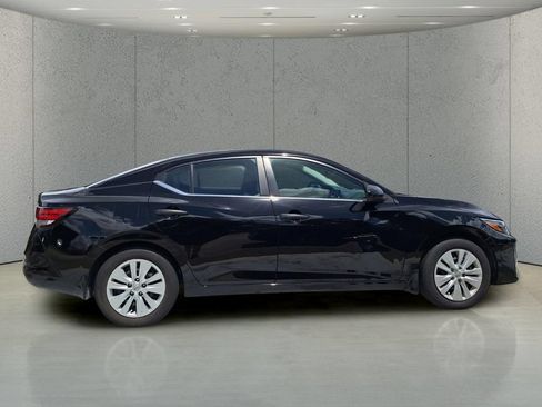 Used 2025 Nissan Sentra S FWD image 6