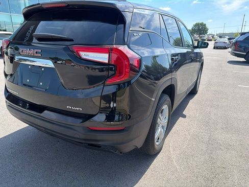 Used 2024 GMC Terrain SLE AWD/4WD image 5