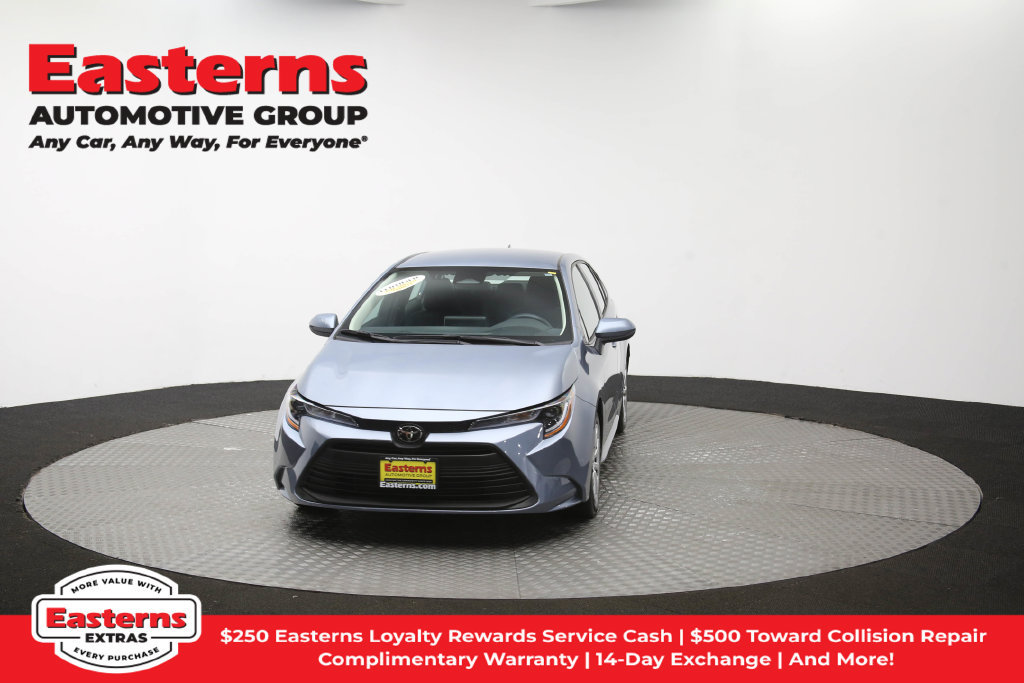 Used 2025 Toyota Corolla LE FWD image 54