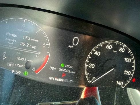 Used 2025 Honda HR-V Sport image 14