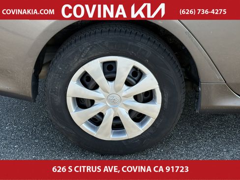 Used 2010 Toyota Corolla LE image 10