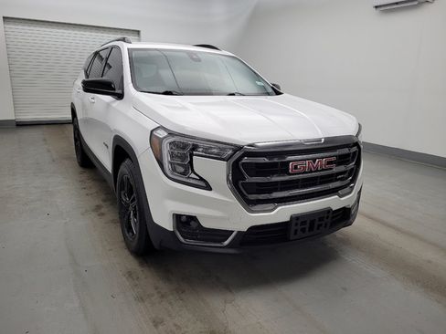 Used 2022 GMC Terrain AT4 AWD/4WD image 14