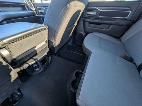 Used 2024 RAM 2500 Big Horn image 26