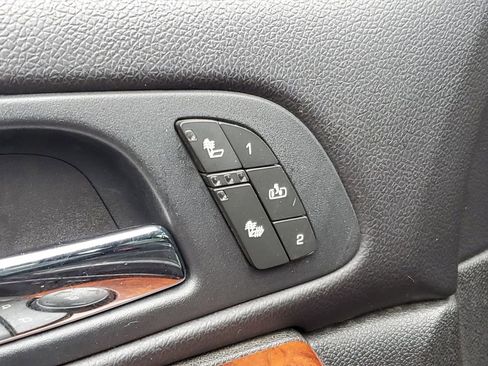 Used 2011 Chevrolet Silverado 2500 LTZ w/ LTZ Plus Package image 22