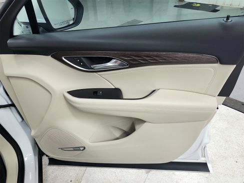 Used 2023 Buick Envision Avenir image 41