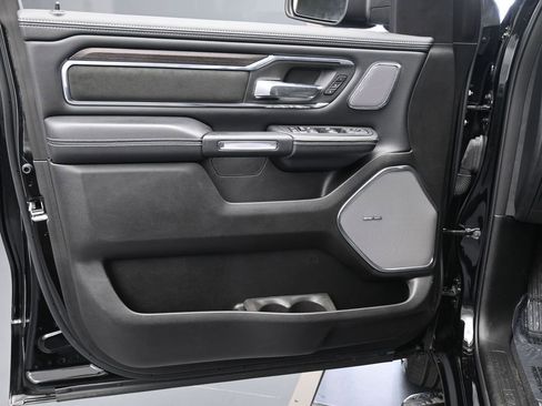 Used 2025 RAM 1500 Laramie w/ Night Edition image 29