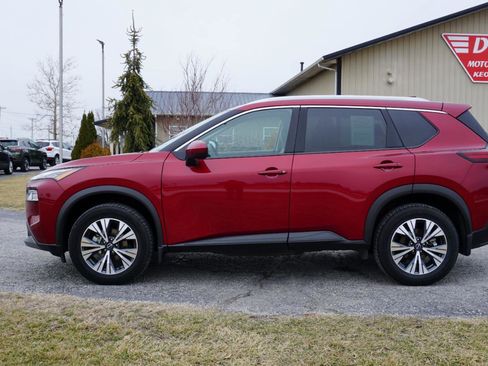 Used 2023 Nissan Rogue SV w/ SV Premium B Package image 25