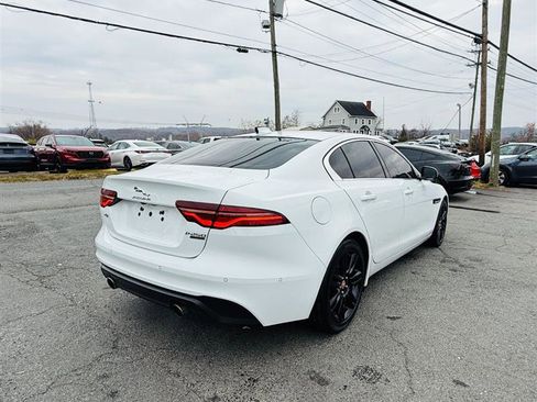 Used 2020 Jaguar XE S image 5