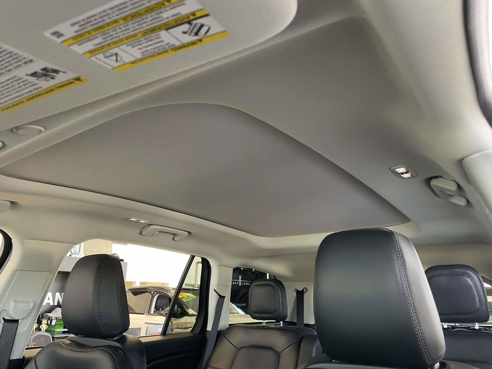 Certified 2026 Lincoln Aviator AWD w/ Jet Appearance Package image 16