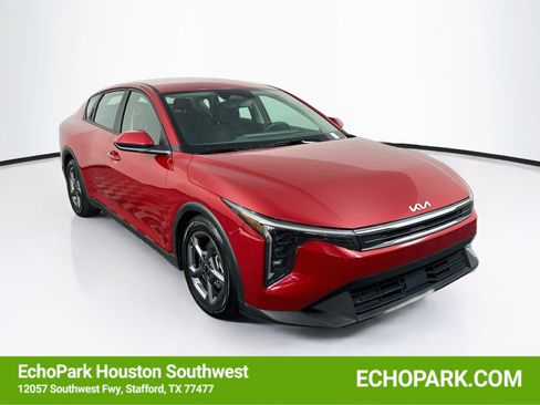 Used 2025 Kia K4 FWD image 1