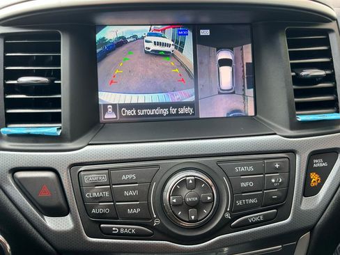 Used 2017 Nissan Pathfinder SL w/ SL Premium Package AWD/4WD image 23