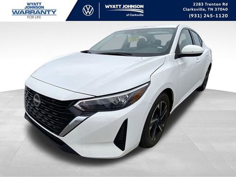 Used 2024 Nissan Sentra SV image 1