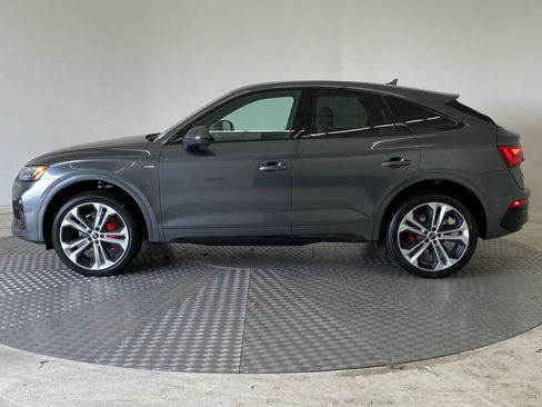Used 2024 Audi Q5 2.0T Premium Plus w/ Premium Plus Package image 2